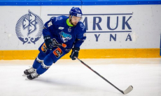 «Барыс» лишился трех хоккеистов на первый выезд 2024 года