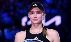 Елене Рыбакиной «отдали» трофей «Большого шлема» 