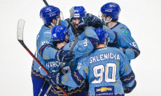 «Не исключен вариант, что за победы были обещаны хорошие премии». Сергей Шавернев о ярких победах «Барыса» и шансах на плей-офф КХЛ