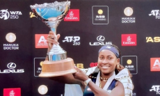 Соперница Елены Рыбакиной за топ-3 на камбэке выиграла титул