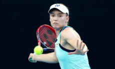 Елена Рыбакина с камбэком обыграла экс-первую ракетку мира на старте Australian Open-2024