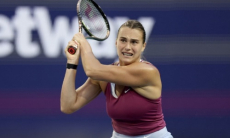 Арина Соболенко раскрыла причину разгромного поражения от Елены Рыбакиной