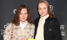 «Кажется, она страдает больше, чем сама Елена». Сестра Рыбакиной стала звездой соцсетей