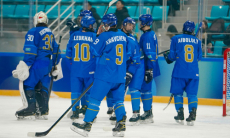 Разгромом 14:4 завершился матч сборной Казахстана по хоккею на юношеской Олимпиаде