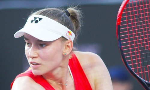 «Супер Рыбакина». WTA восхитилась безумным розыгрышем казахстанки. Видео