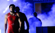 Чемпиона России по греко-римской борьбе отстранили в Казахстане