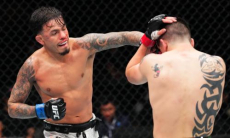 Экс-чемпион проиграл главный бой турнира UFC. Видео