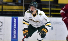 Стала известна причина отсутствия казахстанского хоккеиста в составе американского клуба