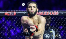 Ислама Махачева высмеяли в UFC за поражение нокаутом. Видео