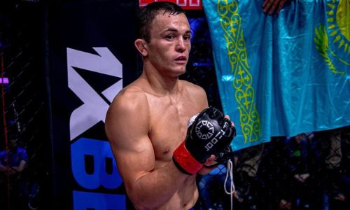 Казахстанский дебютант проведет супербой в главном карде турнира UFC