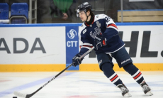 Клуб КХЛ с казахстанцем в составе потерпел болезненное поражение в матче плей-офф