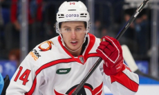 Клуб КХЛ с экс-хоккеистом сборной Казахстана проиграл в четвертом матче серии плей-офф