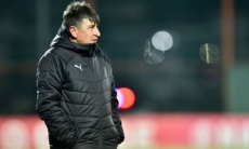 «Это облегчило задачу грекам». Грузинский тренер озвучил причину разгрома сборной Казахстана