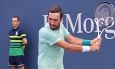 Казахстанский теннисист сенсационно вышел во второй круг турнира в Мадриде