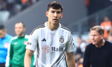 «Он открыл дорогу на своем фланге, как шоссе». Рекордсмен сборной Казахстана снова подвергся критике