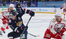 «Металлург» с хоккеистами сборной Казахстана пробился в финал Кубка Гагарина