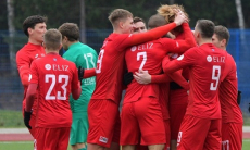 «Арсенал» с казахстанцем в составе одержал сухую победу в чемпионате