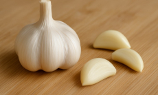 В каком виде чеснок принесет максимум пользы — многие ошибаются, когда так едят