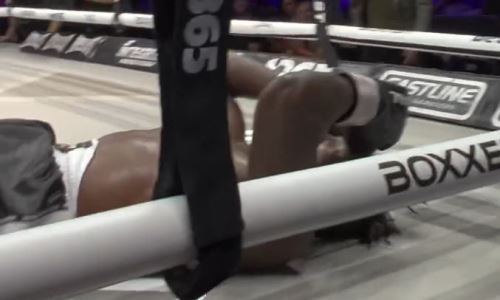 Тяжелым нокаутом закончился бой непобежденного британского боксера в Лондоне. Видео