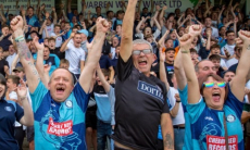 «Боже мой, мы богаты!». Фанаты английского клуба требуют от казахстанского миллиардера подписать Мбаппе