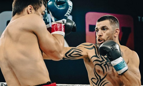 Украинского боксера раскритиковали на родине после досрочного поражения от казахстанца