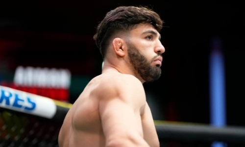 Казахстанский менеджер рассказал о срыве титульного шанса своего бойца в UFC
