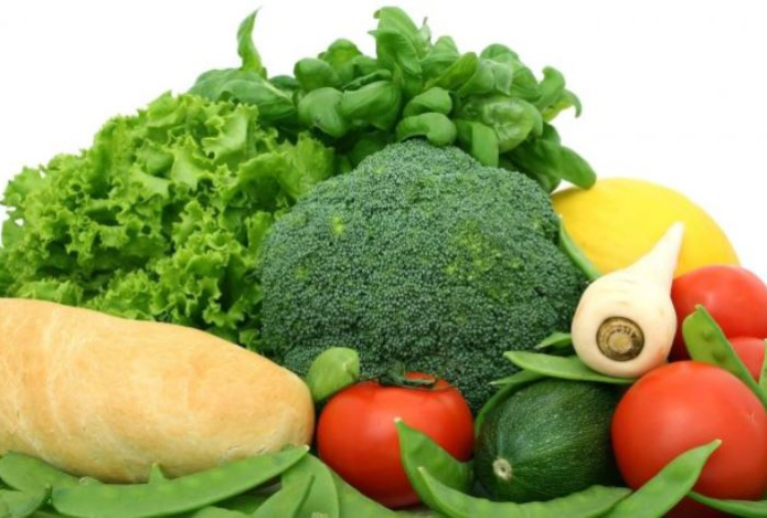 Назван самый полезный овощ — защищает от рака, если есть раз в неделю. Содержит кальций, железо и много витамина C