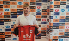 Соперник «Тобола» по Лиге Европы продлил контракт с форвардом