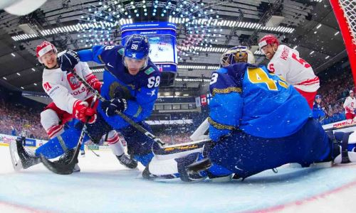 Сборную Казахстана по хоккею разнесли за выступление на чемпионате мира