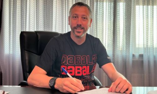 Экс-тренер «Кайрата» официально подписал контракт с новым клубом