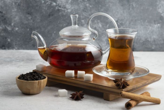 Этот чай разрушает желудочно-кишечный тракт и печень. Китайцы сравнивают его с ядом
