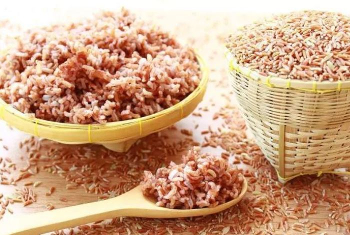 Этот рис признан самым полезным для здоровья. Содержит 60 процентов витаминов, много кальция и железа