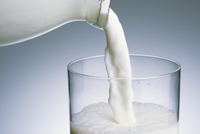 Названо самое полезное молоко — в нем в полтора раза больше лактозы, чем в коровьем. Помогает лечить астму, бронхит и туберкулез