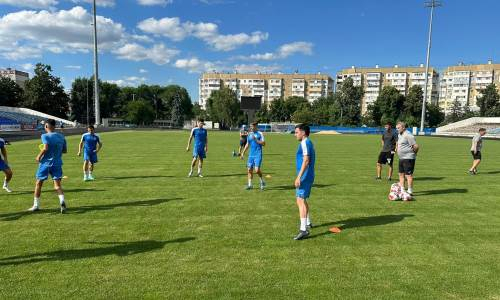 Европейский клуб казахстанского футболиста приступил к тренировкам