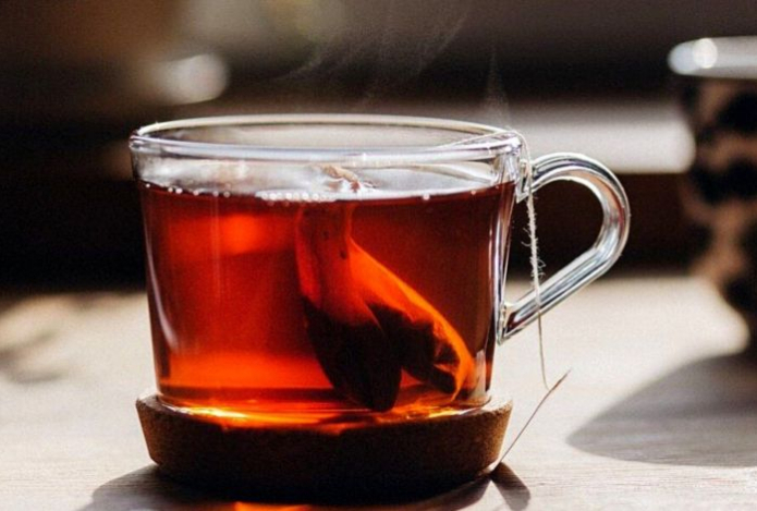 Употребление чая может вызвать рак. Врач объяснил, как обезопасить себя от серьезных проблем