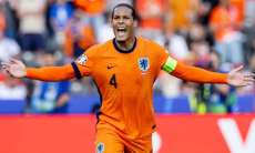 Румыния — Нидерланды: прямая трансляция матча 1/8 финала Евро-2024 по футболу