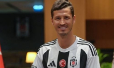 «Бешикташ» Зайнутдинова официально продлил контракт с игроком. Подробности