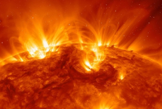 Учёные предупреждают. Землю накроет мощная магнитная буря