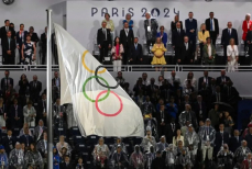 Церемония открытия Олимпиады в Париже обернулась громким конфузом. Видео