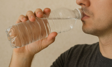Можно ли пить воду перед сном