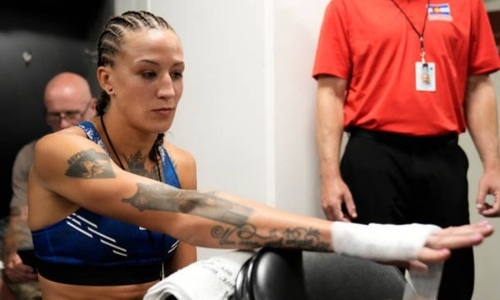 Казахстанка из UFC сделала заявление о карьере после третьего поражения подряд