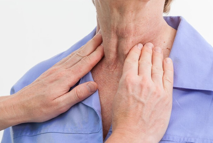 Врачи назвали главные признаки заболевания щитовидной железы