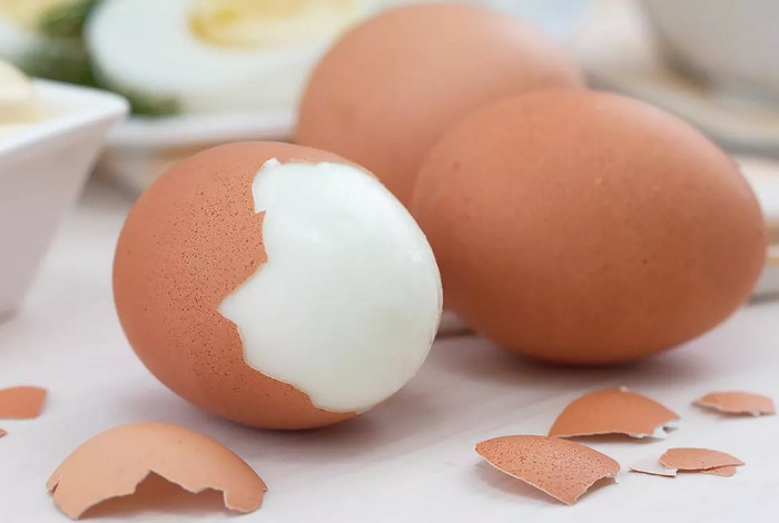 Чем приправить обычное яйцо, чтобы омолодить мозг — лайфхак от нейробиолога из Гарварда
