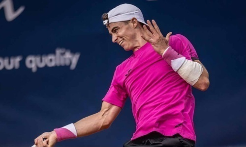 Теннисист из Казахстана уверенно вышел во второй круг турнира в Австрии