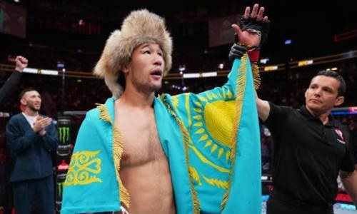 Казахстанцы отреагировали на дорогостоящий подарок Шавката Рахмонова своему тренеру