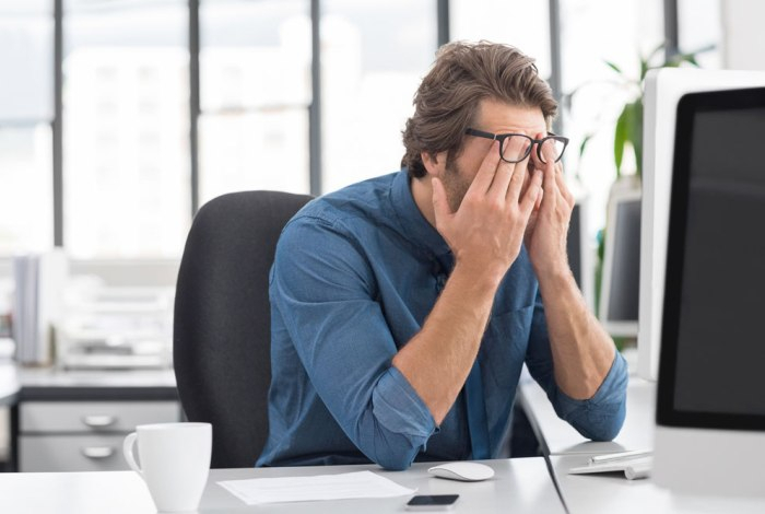 Как стресс на работе влияет на мужчин и женщин