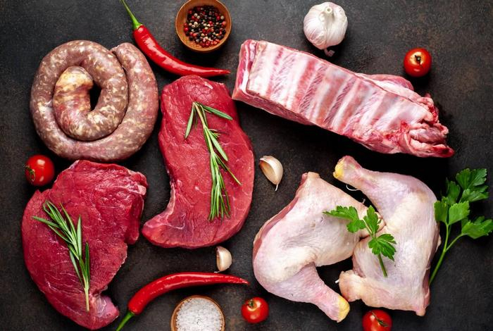 Кардиологи назвали три вида мяса, опасные для сердца