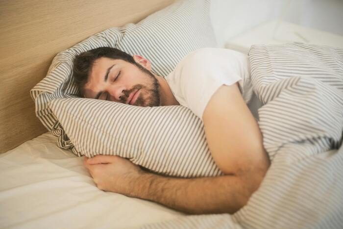 Раскрыто опасное последствие нерегулярного режима сна — он может привести к опасному заболеванию