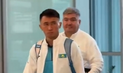 Казахстанские боксеры отправились на Олимпиаду-2024