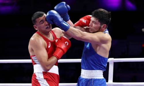 Видео камбэка после нокдауна чемпиона мира по боксу из Казахстана на Олимпиаде-2024